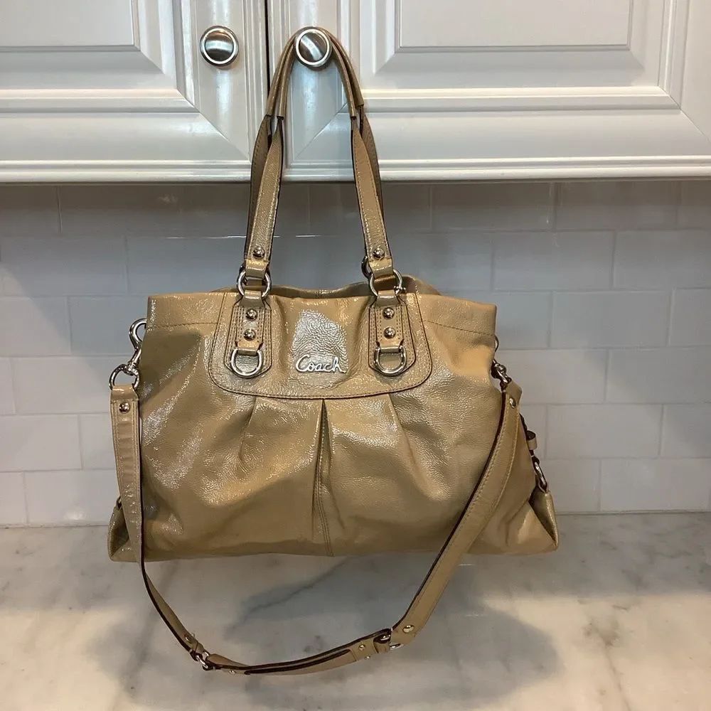 Coach Bag Purse Handbag Leather Ashley Patent Carry All Satchel Shoulder Bag